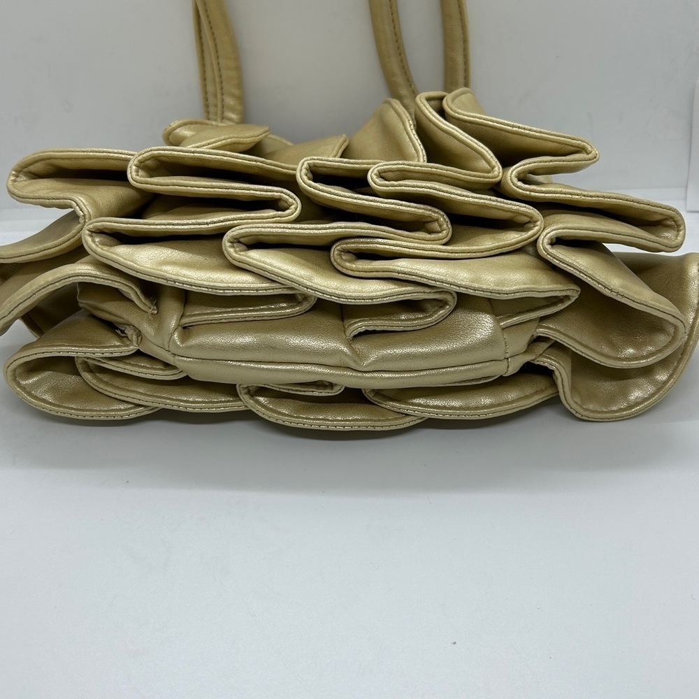 Elegant SONDRA ROBERTS Gold Ruffle Handbag - Picture 4 of 11